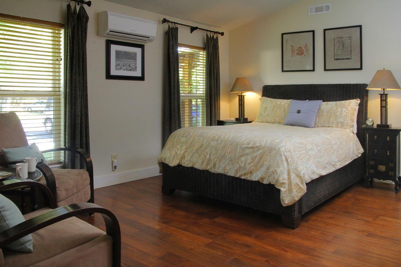 Coho Cottages Willow Creek Екстер'єр фото