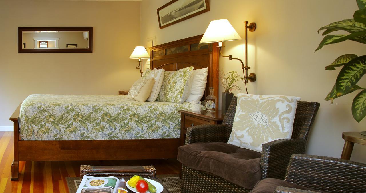 Coho Cottages Willow Creek Екстер'єр фото