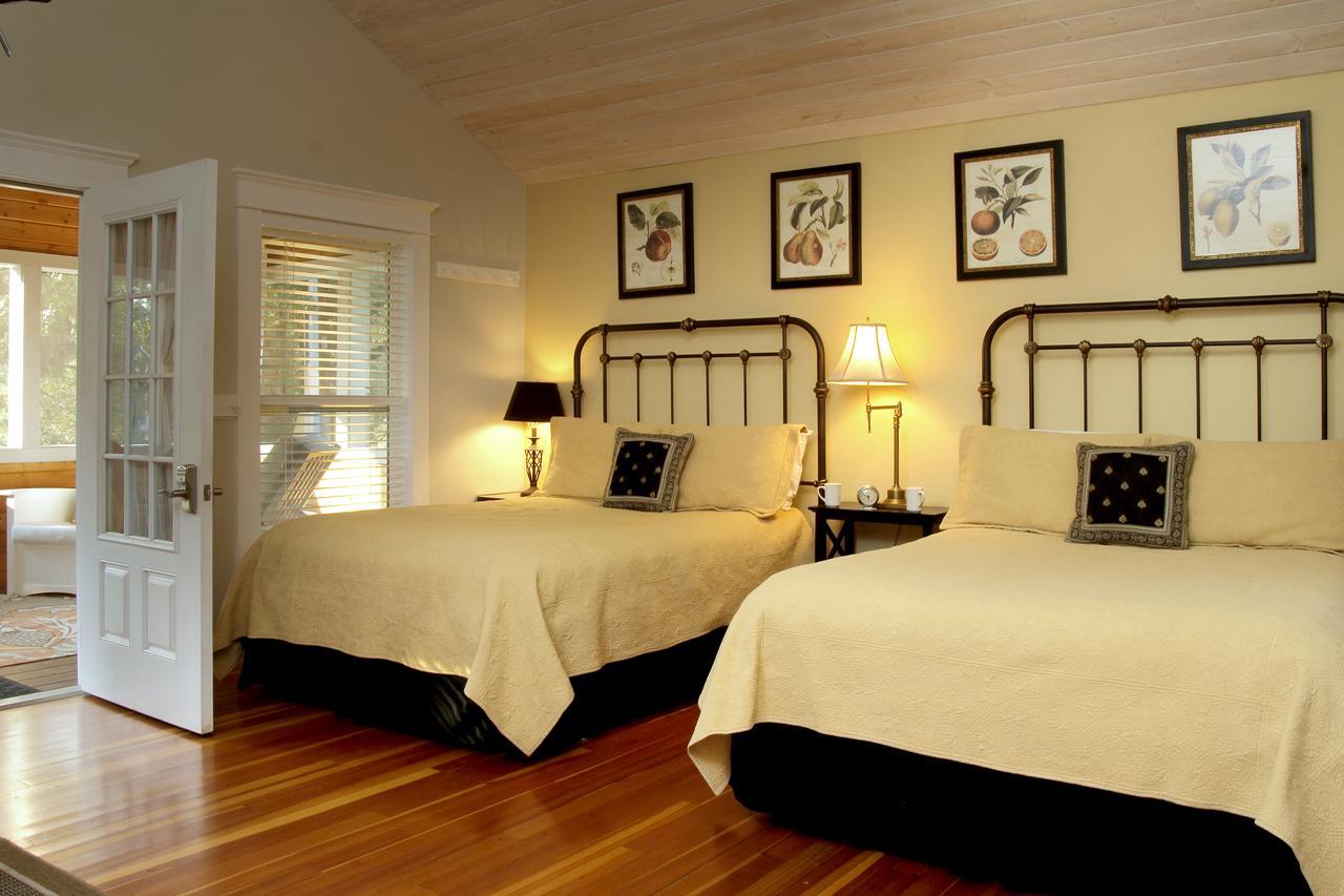 Coho Cottages Willow Creek Екстер'єр фото
