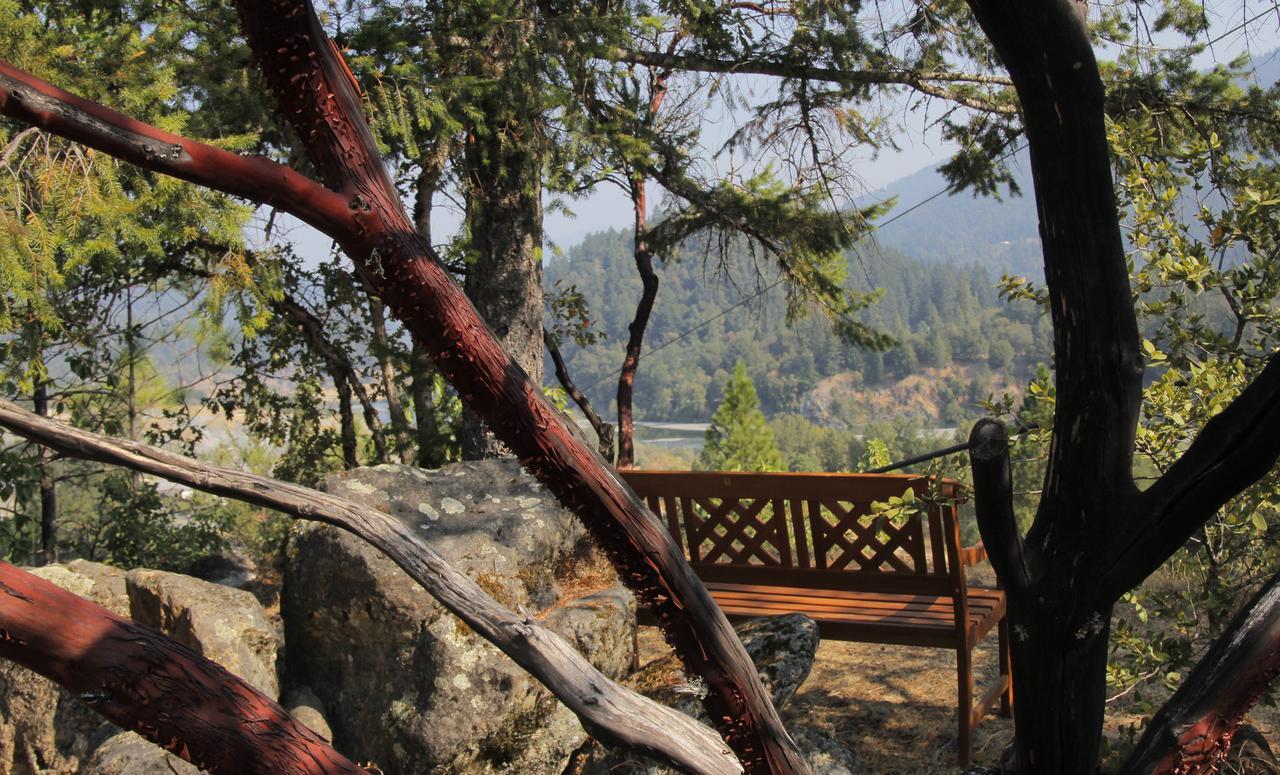 Coho Cottages Willow Creek Екстер'єр фото