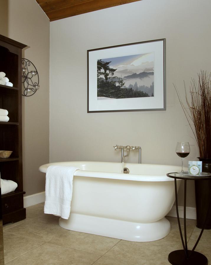 Coho Cottages Willow Creek Екстер'єр фото