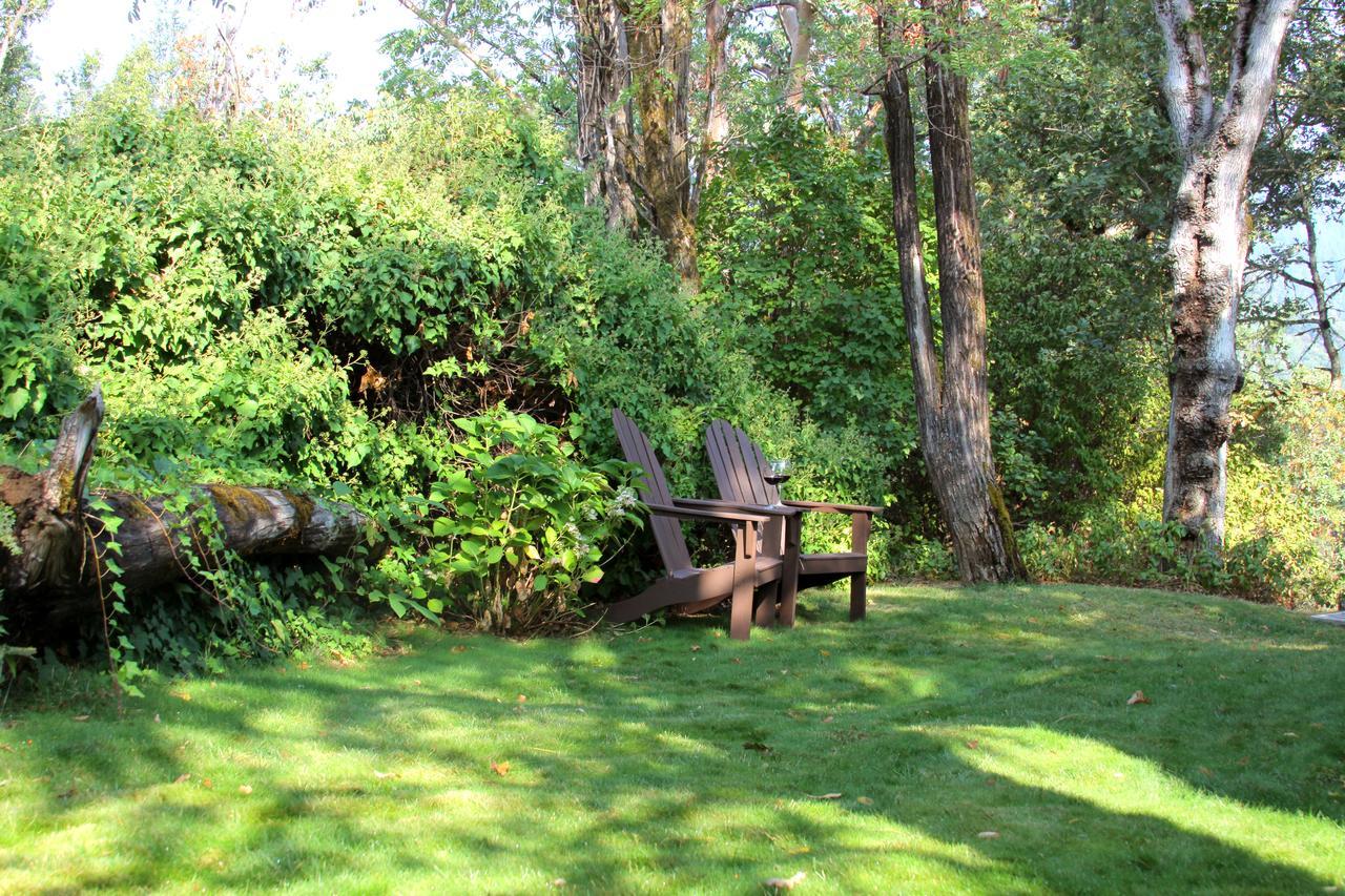 Coho Cottages Willow Creek Екстер'єр фото